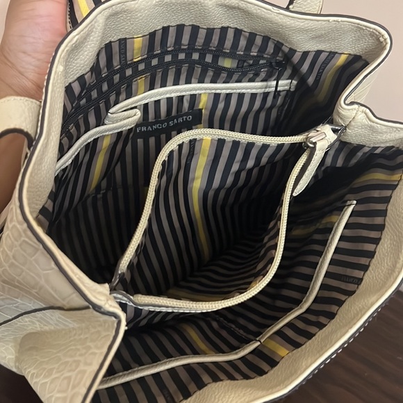 Franco Sarto Hand Bag - Picture 8 of 9